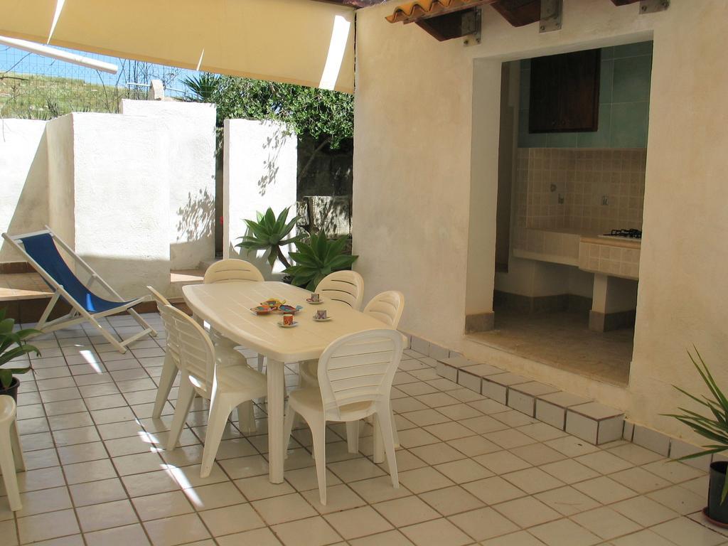 La Torretta Villa Favignana Room photo